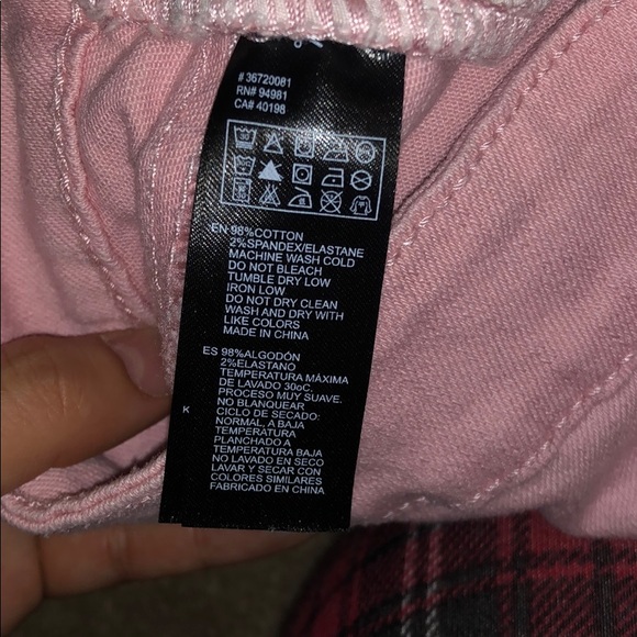 Pink jean cut off shorts - Picture 3 of 3